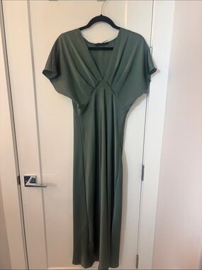 Zara Olive Green V-Neck Maxi Dress